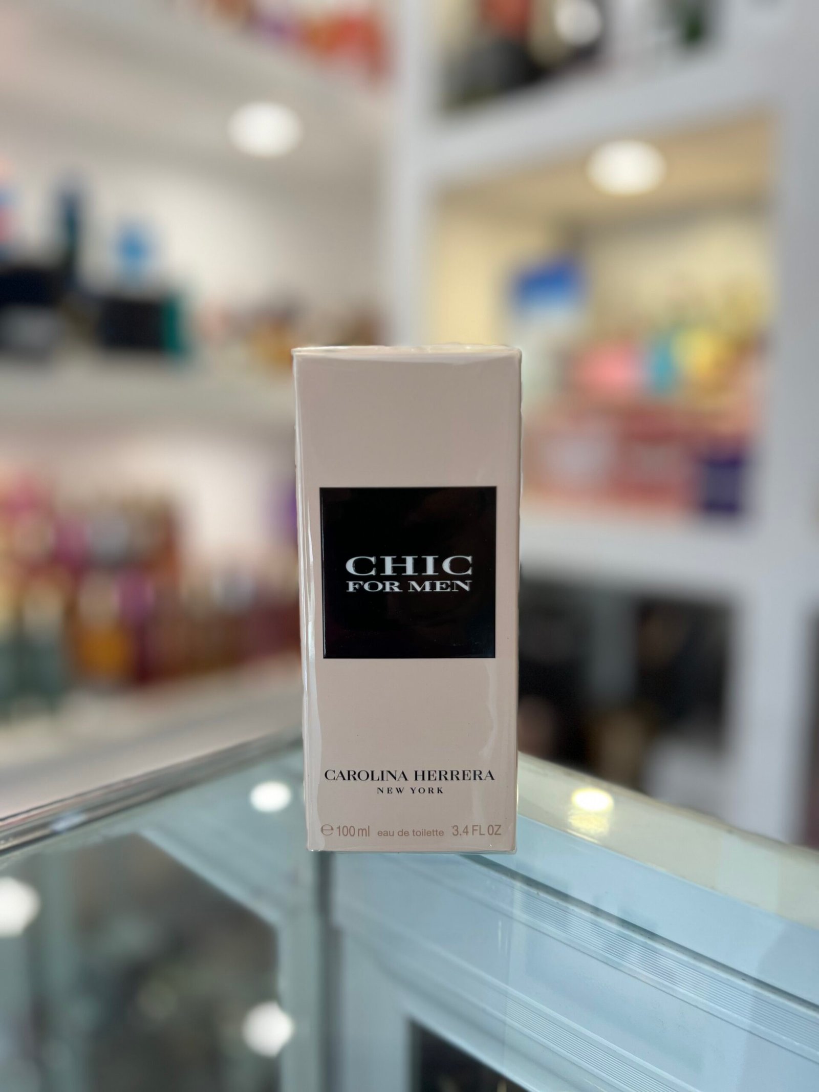 carolina herrera chic 100 ml toilette 841106195496 carolina herrera chic 100 ml toilette 841106195496