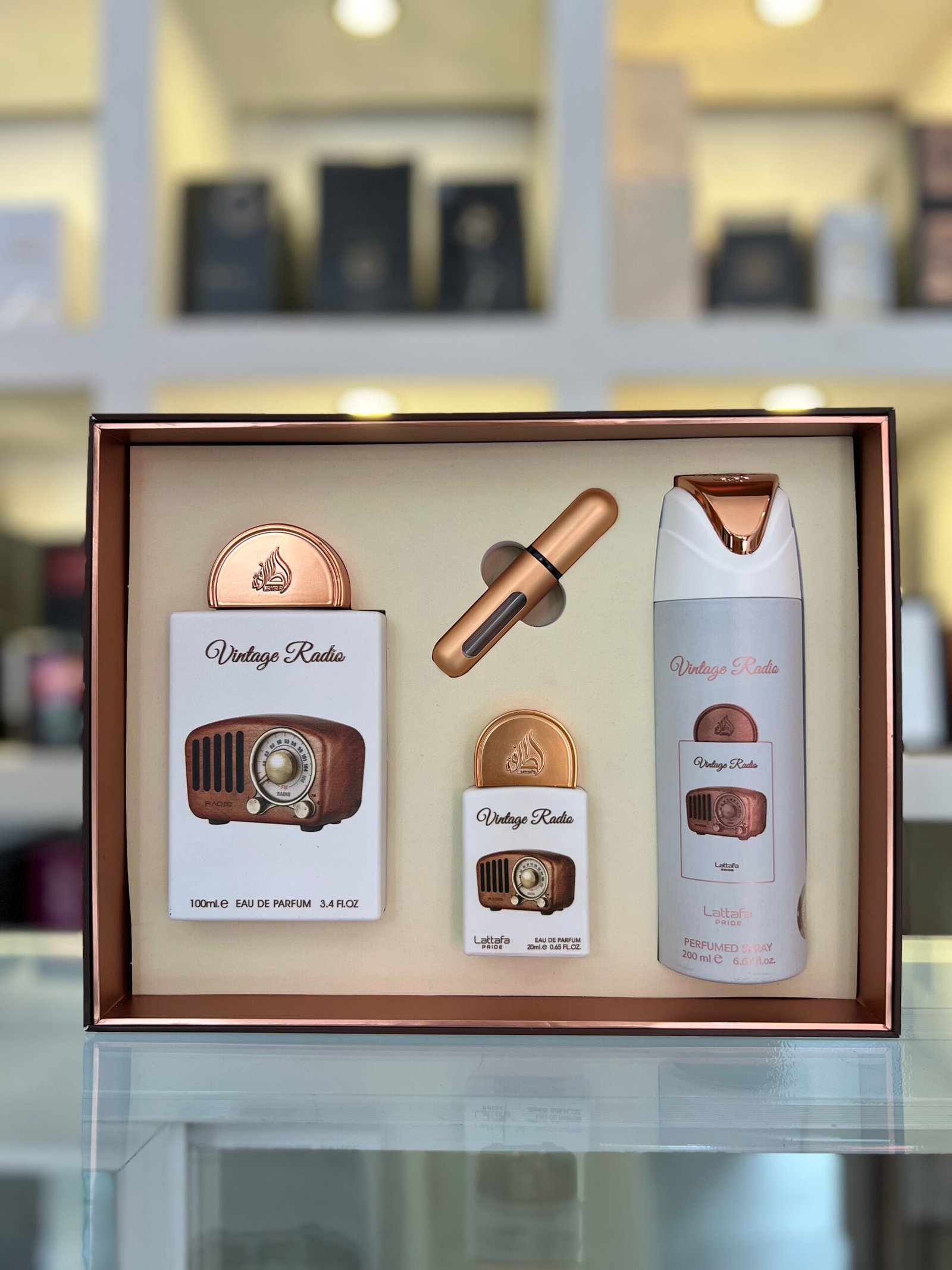 set lattafa pride vintage radio 3pz eau de parfum 6290362346593 set lattafa pride vintage radio 3pz eau de parfum 6290362346593