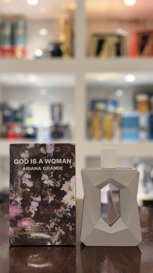 ariana grande god is a woman 100ml edp
